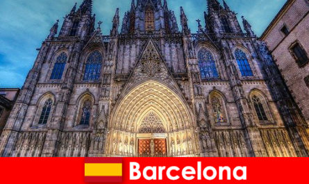 Barcelone inspire chaque invité avec des témoignages d'une culture millénaire