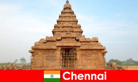 Les étrangers de Chennai adorent les beautés des temples classés au patrimoine mondial de l'UNESCO