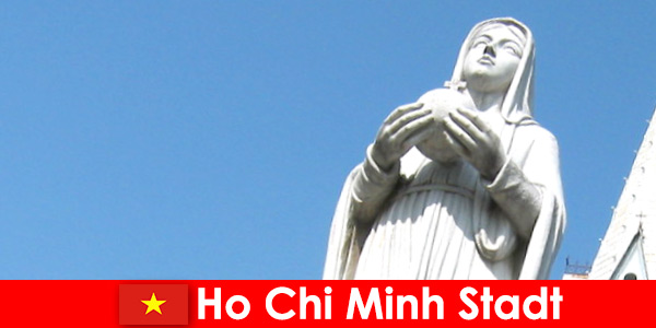 Centre économique du Vietnam Ho Chi Minh Ville une destination pour les étrangers