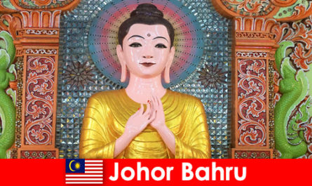 Voyages organisés et excursions culturelles pour les touristes à Johor Bahru en Malaisie