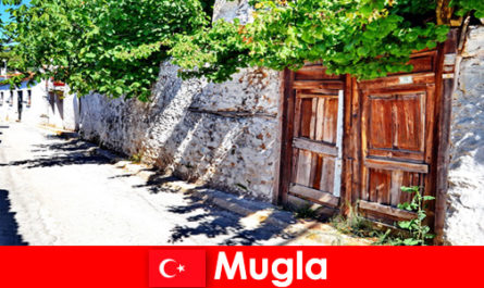 Des villages pittoresques et des habitants accueillants accueillent les touristes à Mugla en Turquie