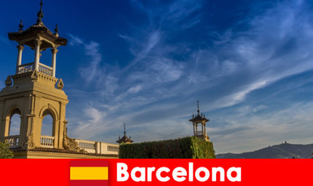 Les sites archéologiques de Barcelone en Espagne attendent les touristes passionnés d'histoire