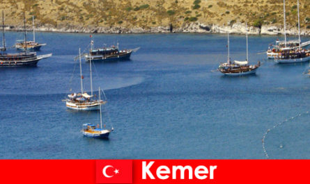 Voyage d'aventure en bateau à Kemer Turquie pour couples et familles amoureux