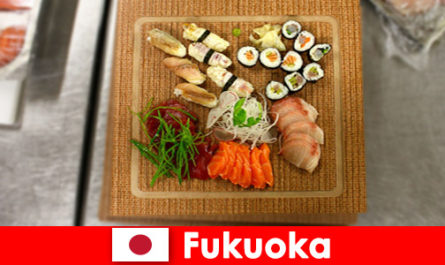 Fukuoka Japon est une destination populaire pour les voyageurs culinaires