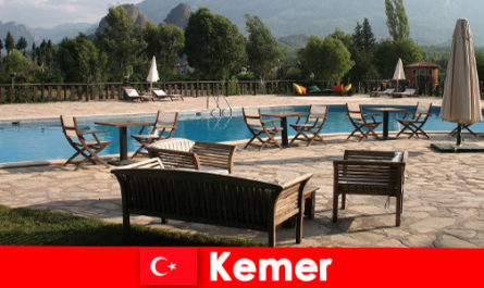 Vols pas chers, hôtels et maisons de location à Kemer Turquie pour les vacanciers d'été en famille