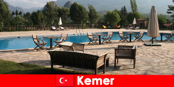 Vols pas chers, hôtels et maisons de location à Kemer Turquie pour les vacanciers d’été en famille