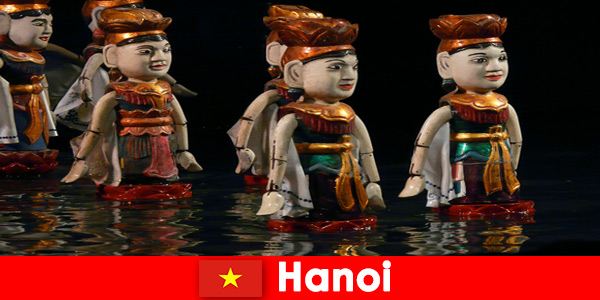 Des représentations bien connues dans le théâtre de marionnettes sur l’eau inspirent des étrangers à Hanoi Vietnam