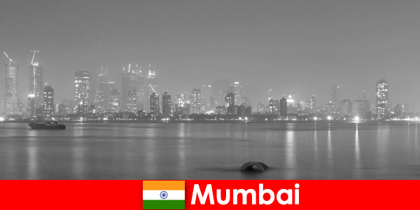 Le flair d’une grande ville à Mumbai en Inde pour les touristes étrangers avec une diversité à admirer