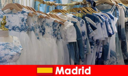 Shopping pour les étrangers dans les meilleurs magasins de Madrid Espagne
