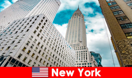 Aller-retour avec des moments privilégiés pour les touristes à New York États-Unis