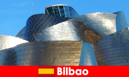 Conseil d'initié Bilbao Espagne offre une culture urbaine moderne aux jeunes voyageurs