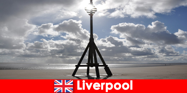 Liverpool Angleterre - Une ville appréciée des fans de football et des touristes de partout