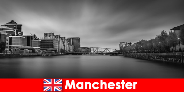 Offres de voyage pour les étrangers à Manchester en Angleterre dans les quartiers animés