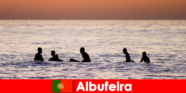Soleil mer et sports nautiques et bien d'autres offres à Albufeira Portugal