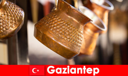 Faire du shopping dans les bazars est une expérience unique à Gaziantep Turquie