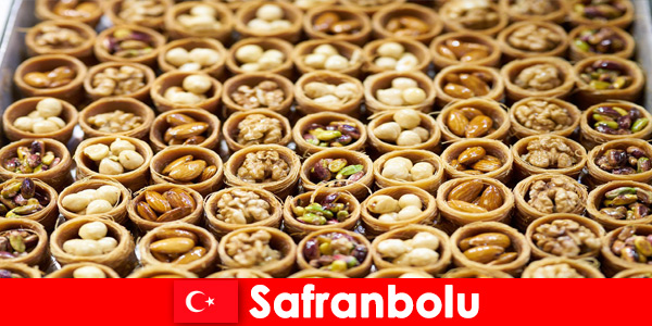 Des desserts élaborés et variés adoucissent les vacances à Safranbolu Turquie